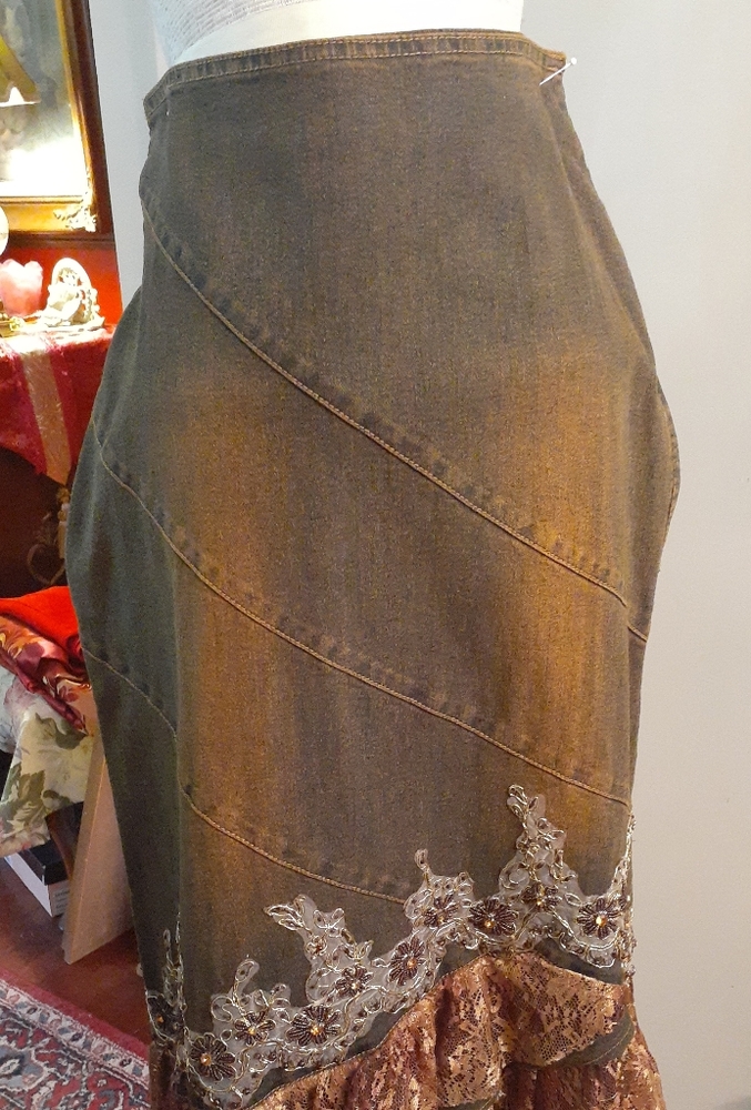 West 36th New York skirt